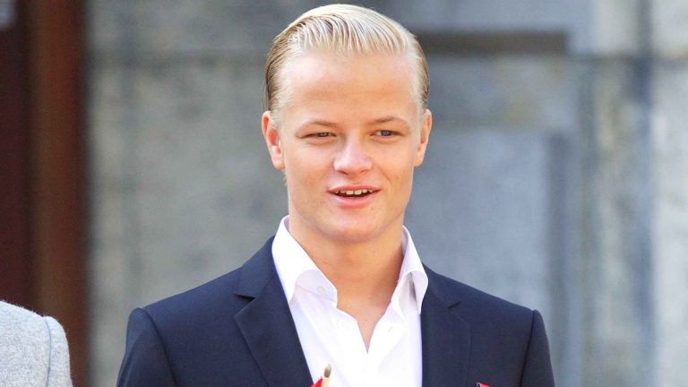 Marius Borg regresa de su rehabilitación en Londres ¿y con nueva novia?