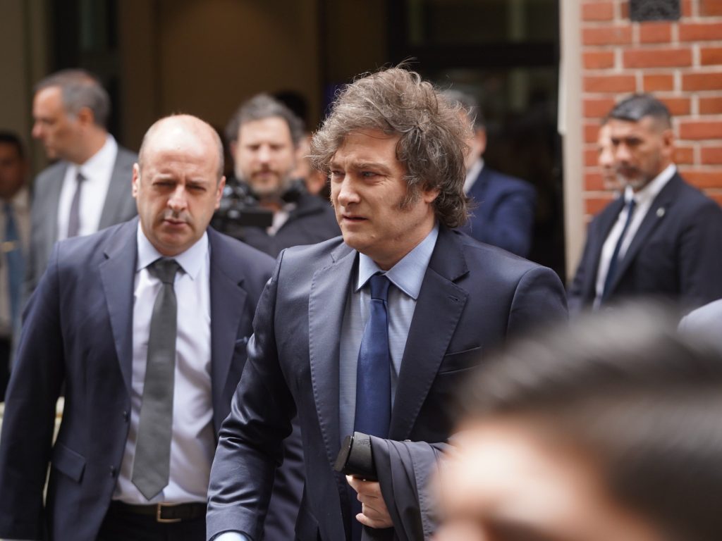 En el Día del Holocausto, Javier Milei volvió a defender a Elon Musk y comparó a los fundamentalismos de hoy con el nazismo