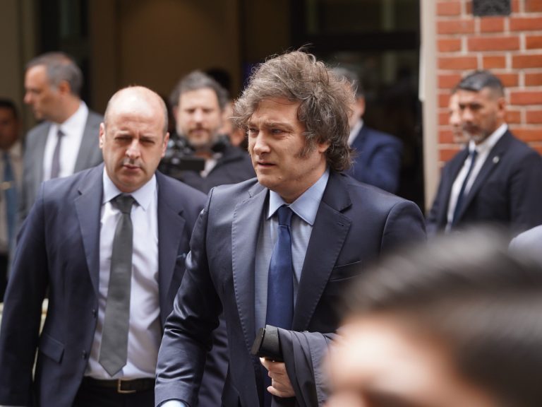 En el Día del Holocausto, Javier Milei volvió a defender a Elon Musk y comparó a los fundamentalismos de hoy con el nazismo