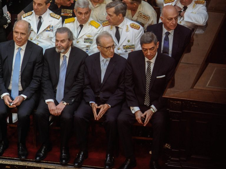 La Corte inicia una ronda de diálogo sin intención de dar marcha atrás