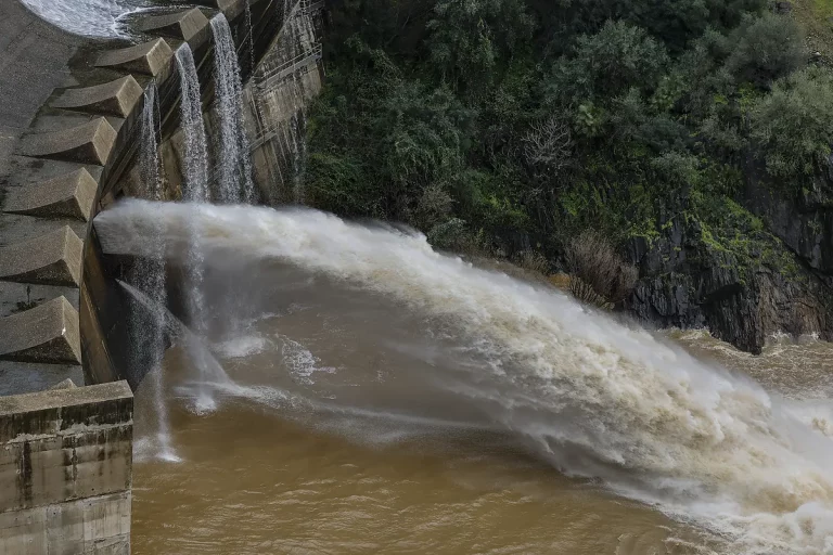 Aviso amarillo por lluvias solo en Andalucía y la isla de La Palma mientras la borrasca Garoe remite