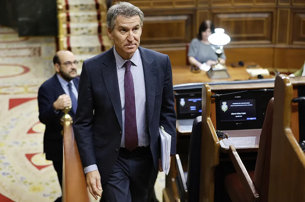 El "sí" al nuevo decreto ómnibus espolea en el PP a los "moderados" y a los barones frente a los "broncos"