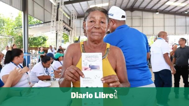 Gobierno dice que hará con los bonos navideños que faltan por entregar
