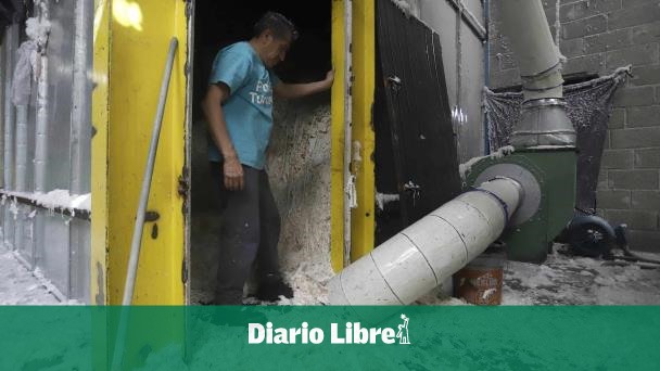 Hermanos mexicanos fabrican ropa con desechos de industria textil