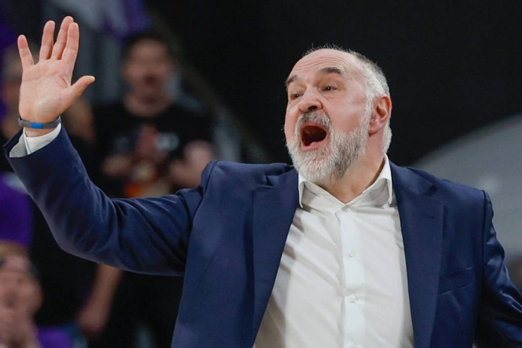 Pablo Laso, tras perder contra el Madrid: "Del arbitraje no hablo, que me cuesta pasta"