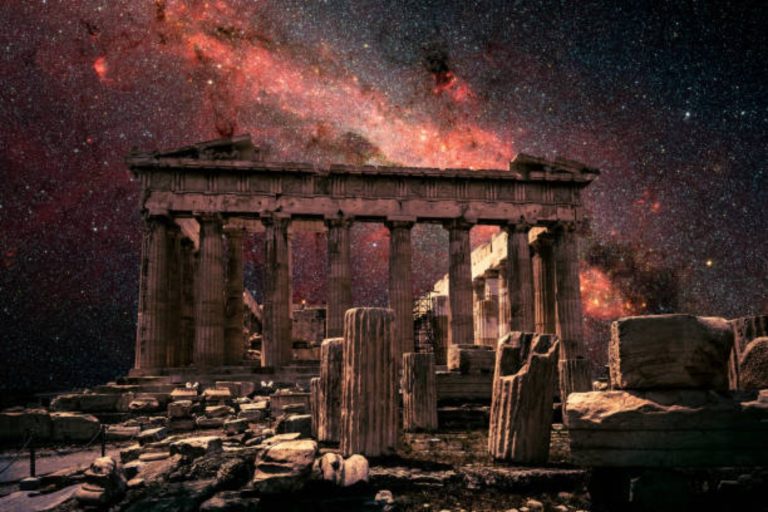 Una estatua de mármol de la era helenística, con más de 2.000 años de antigüedad