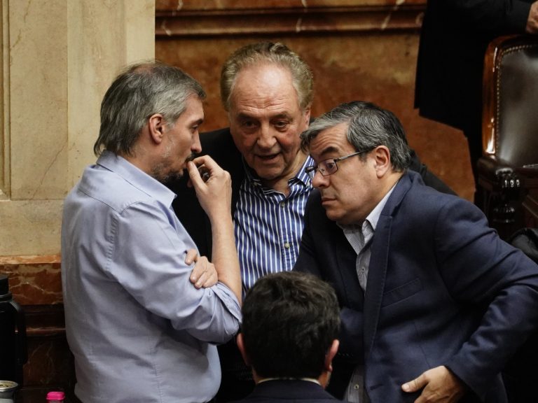 el Gobierno acelera el debate, mientras el peronismo busca resolver su interna