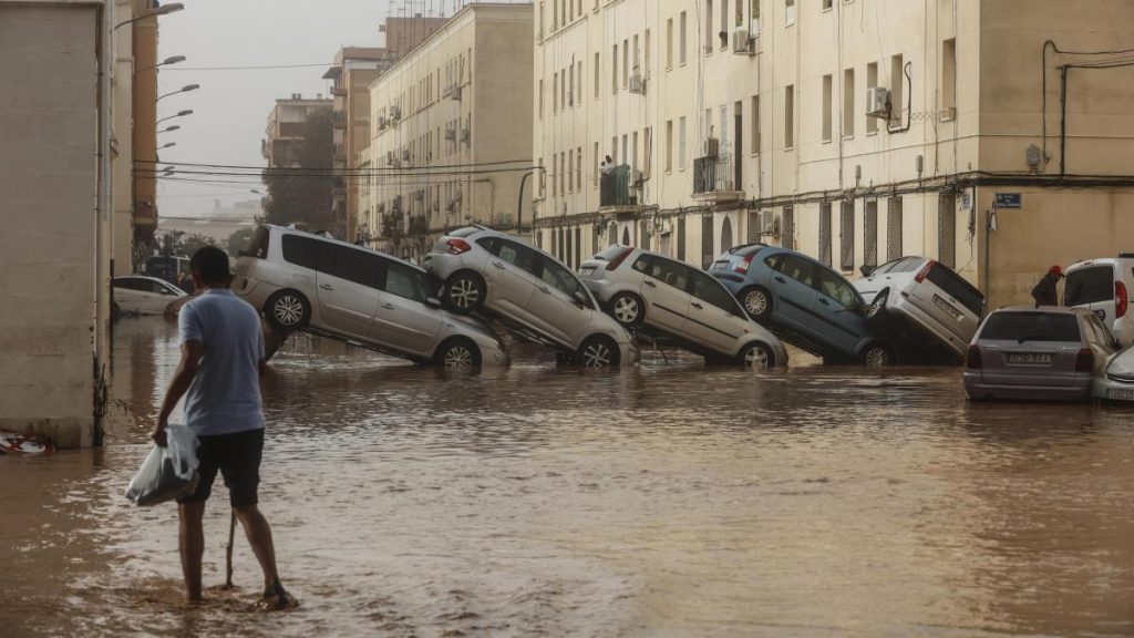 espacios seguros para la evacuación, cámaras y avisos sonoros