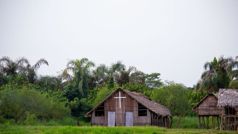 Decapitan a 70 cristianos a machetazos en una iglesia en un país africano