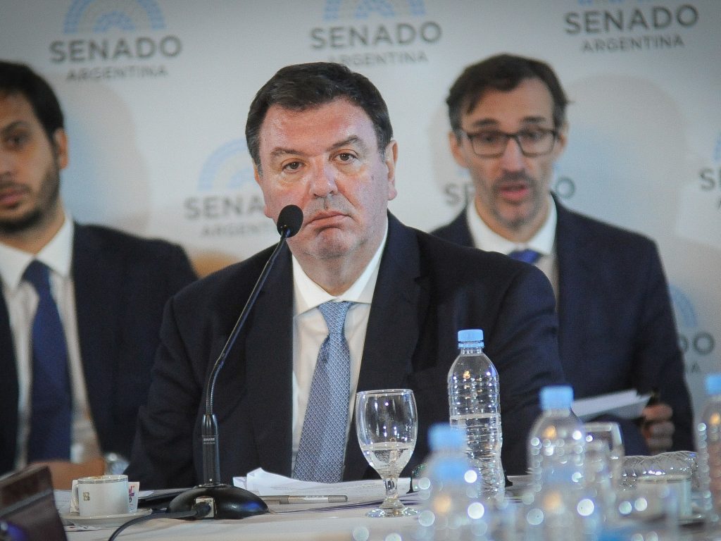 no renunciará como juez sino que pedirá licencia hasta el 30 de noviembre