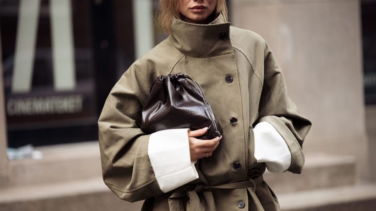 8 gabardinas de Massimo Dutti que no son como las de siempre