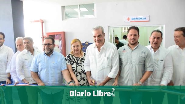 Abinader inaugura hospital municipal en Jarabacoa