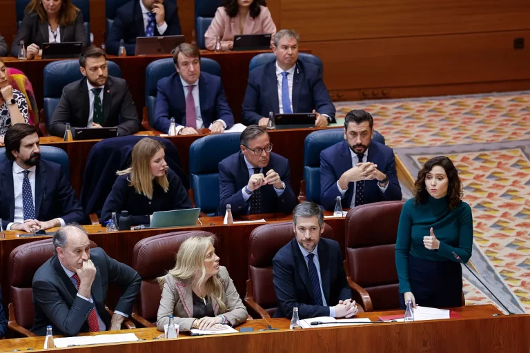 Ayuso exige a Sánchez que "saque sus manazas" del Poder Judicial: "En Ruanda el fiscal general no está imputado"