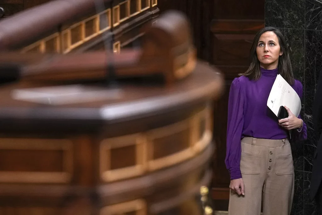 Belarra salió en defensa de Monedero cuatro meses después de "apartarlo": "Un abrazo fuerte"