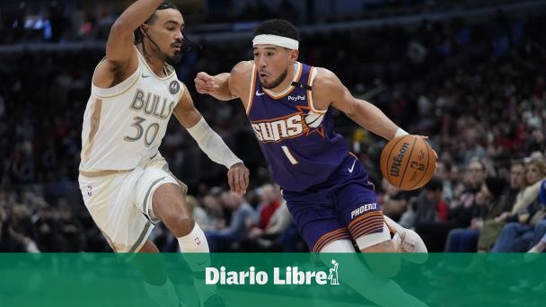 Booker, Durant y Beal ayudan a Suns a romper racha de 4 derrotas