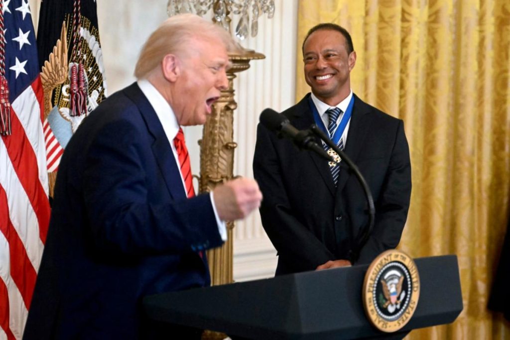 Donald Trump jalea a Tiger para que se arranque a hablar tras una reunión histórica: “Tiger, Tiger…”