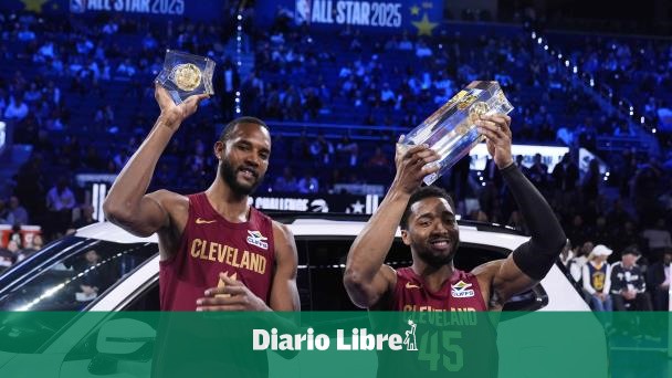 Dúo Cavs gana concurso de habilidades tras descalificación de Spurs