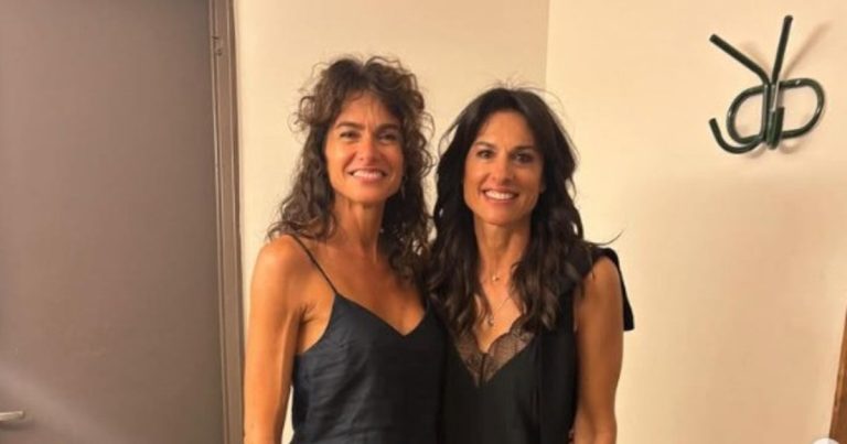 El llamativo encuentro de Gabriela Sabatini con una actriz ¡que es idéntica a ella! :: Olé