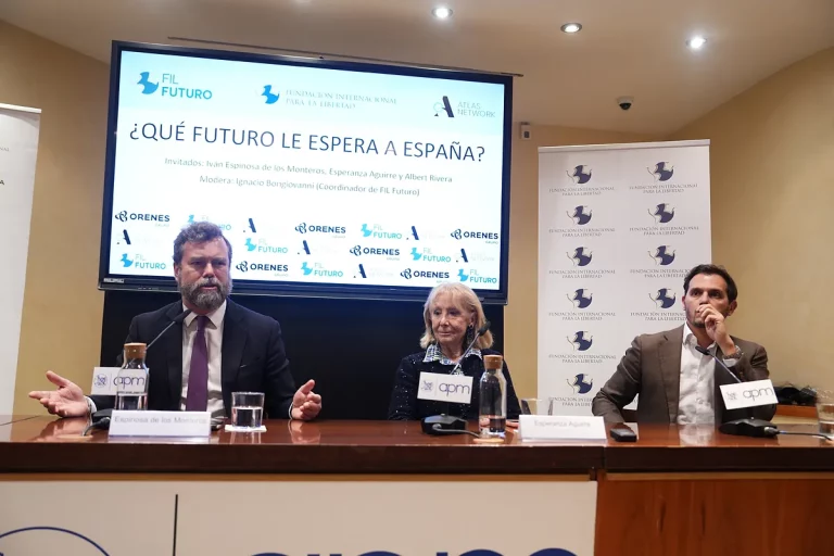 Espinosa de los Monteros llama la ciudadanía, junto a Rivera y Aguirre, a "armar una alternativa ilusionante" contra Sánchez
