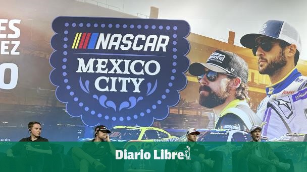 Estrellas NASCAR disfrutan de una visita a Ciudad de México