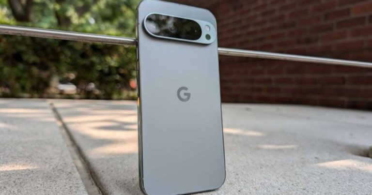 Google vuelve a dar un buen golpe al mercado rebajando bruscamente su actual top móvil Pixel 9 Pro XL