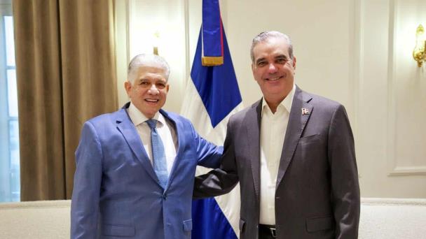 Juramentación de Eduardo Estrella y Luis Miguel de Camps