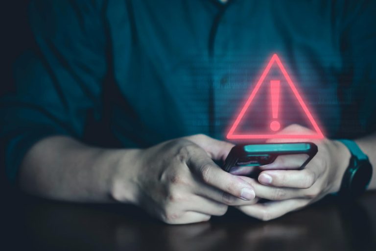 Kaspersky researchers find screenshot-reading malware on the App Store and Google Play