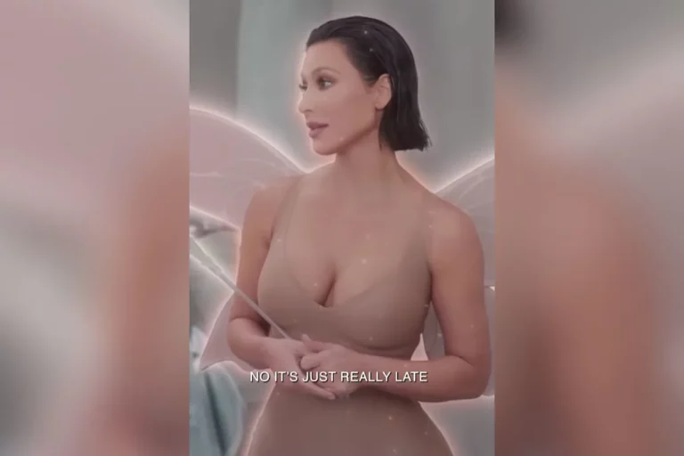 Kim Kardashian imita a Bianca Censori con un mono color piel que simula un desnudo: "El hada madrina de los glúteos"