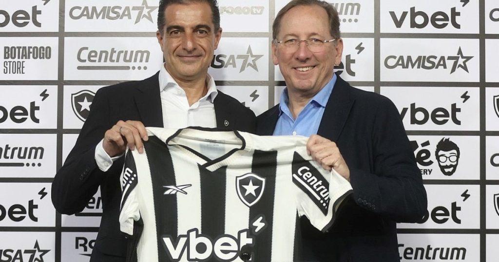 La presentación del nuevo DT de Botafogo un día despues de perder la final con Racing :: Olé