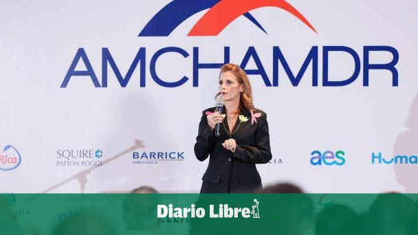 Ligia Bonetti exhorta a diversificar la economía para competir