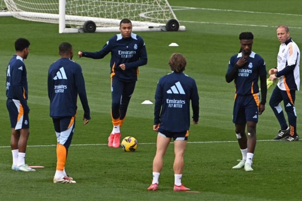Lista de convocados del Real Madrid contra el Betis: más delanteros que medios de la primera plantilla