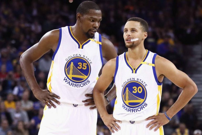 Los Warriors reaccionan al fichaje de Doncic por los Lakers y van a por Jimmy Butler y Kevin Durant