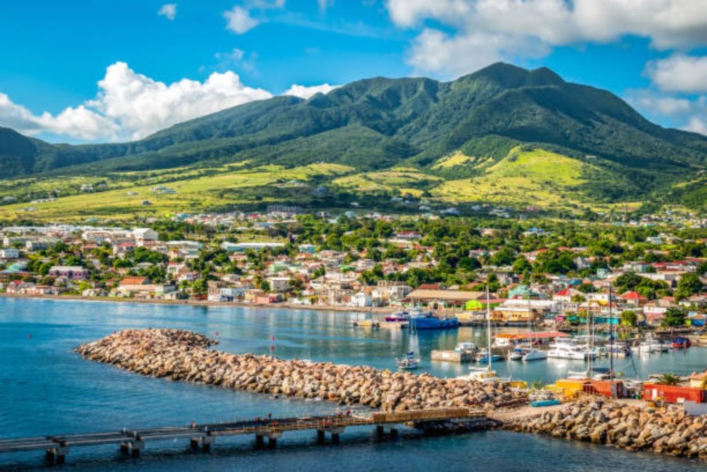 El país más pequeño de América Latina: menos extenso que muchas ciudades y con un idioma inesperado