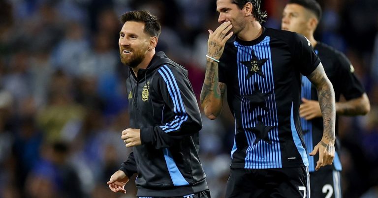 "Qué hijo de...", el desopilante comentario que Messi le dejó a De Paul :: Olé