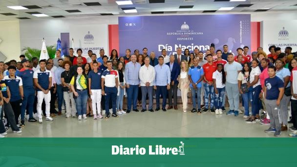 Realizan aumento salarial a atletas de alto rendimiento