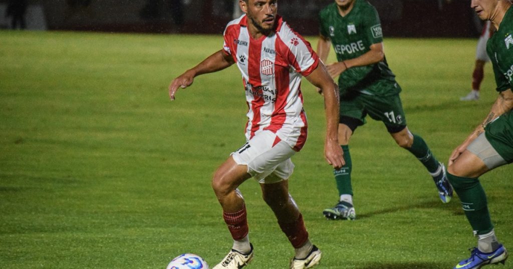 San Martín de Tucumán y un triunfazo agónico ante Ferro :: Olé