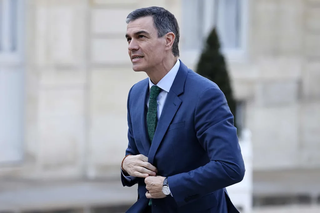 Sánchez admite que en Ucrania está en juego "la seguridad europea" pero no pone fecha a que España invierta el 2% del PIB en Defensa