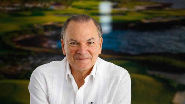 Senado reconoce a Frank Rainieri por sus aportes al turismo