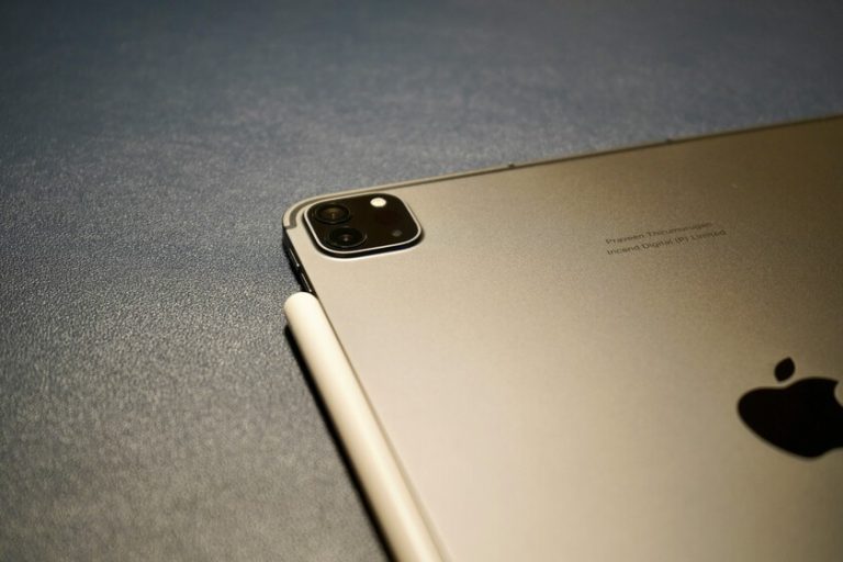 Si Reino Unido se sale con la suya, Apple compartirá en secreto datos privados de sus usuarios. Washington no se lo ha tomado bien