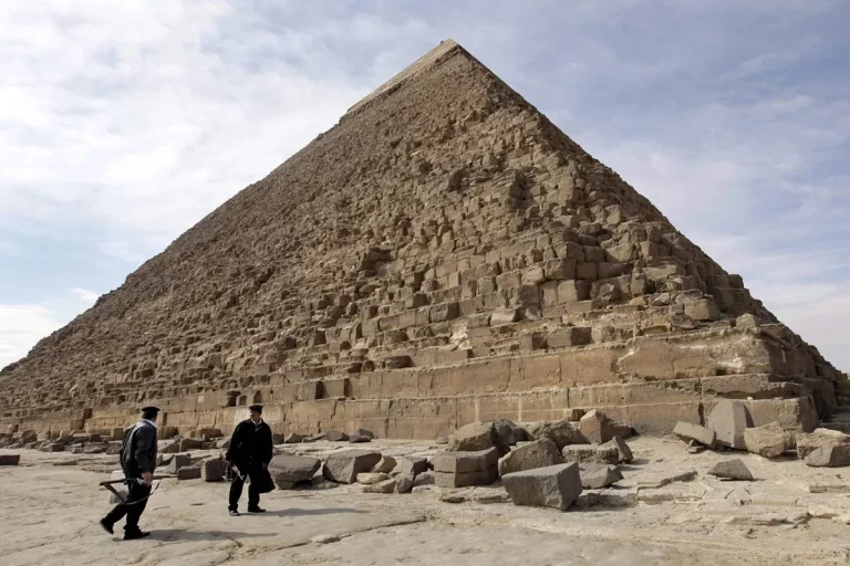 Sorpresa por la cámara funeraria del norte de Egipto: una tumba con detalles nunca vistos