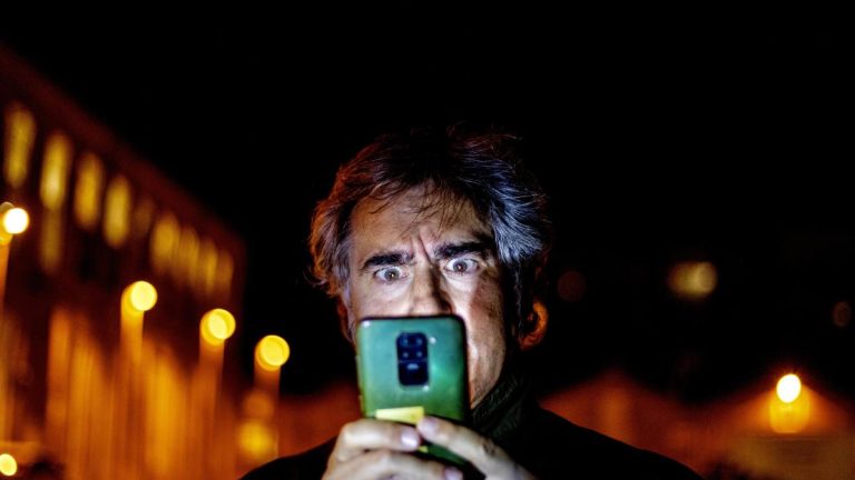 Titulares con trampa, por Albert Montagut