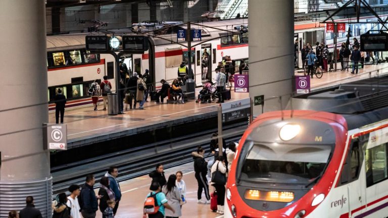 Un avería en Vicálvaro obliga a cambiar algunos trayectos de la C-2 de cercanías en Madrid