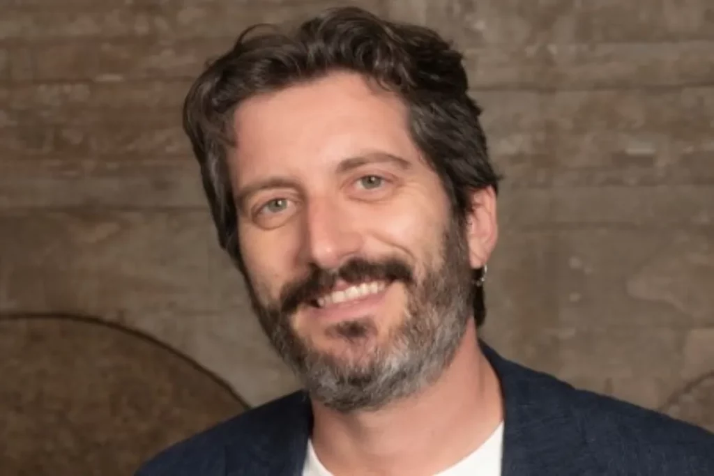 Un diputado de Podemos en Murcia propone cambiar el "tiro al pichón" por "tiro al fachón"