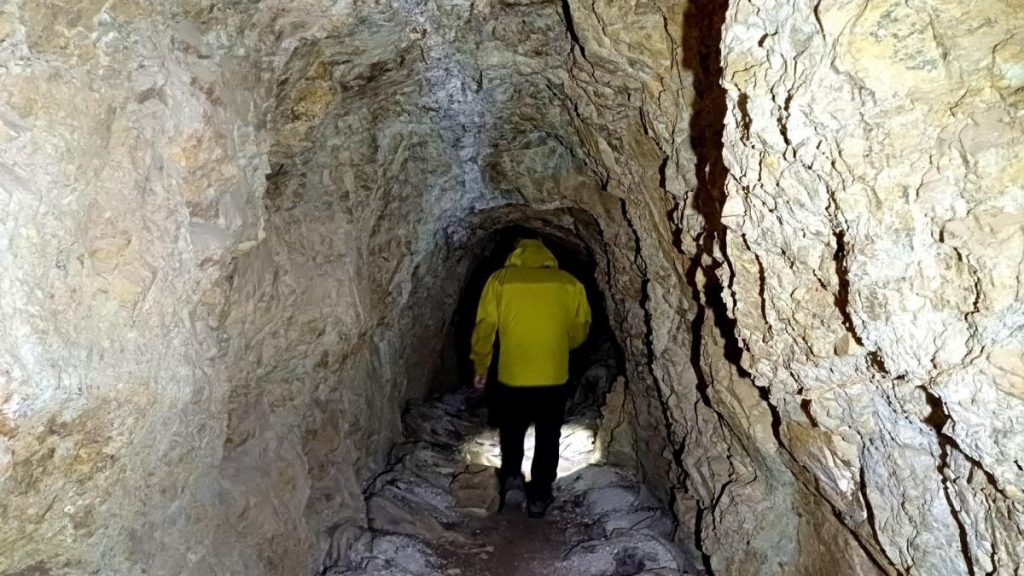 Viaje alucinante al fondo de la Tierra de Alforja