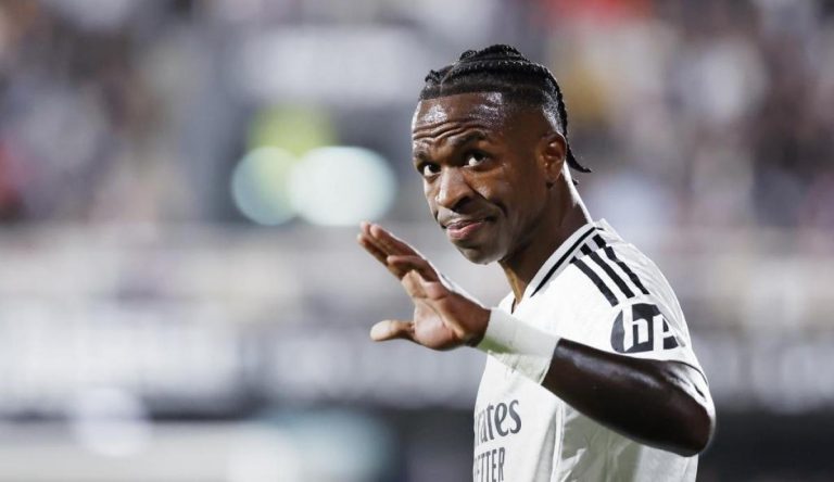 Vinicius se reunió personalmente con Arabia y medita una oferta "irrechazable"