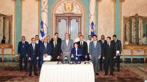 Yeni Berenice Reynoso es la nueva procuradora general