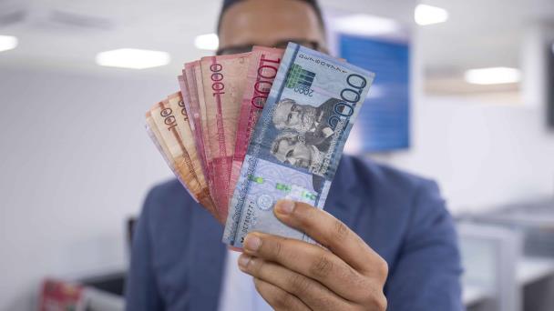 ¿En cuáles países se fabrica el dinero dominicano?