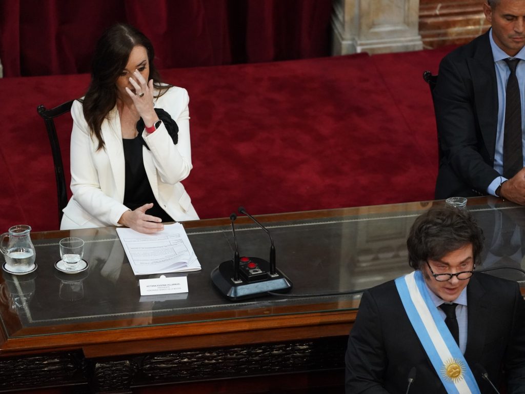 Con escándalo y vacío de legisladores y gobernadores, Javier Milei inauguró las sesiones del Congreso