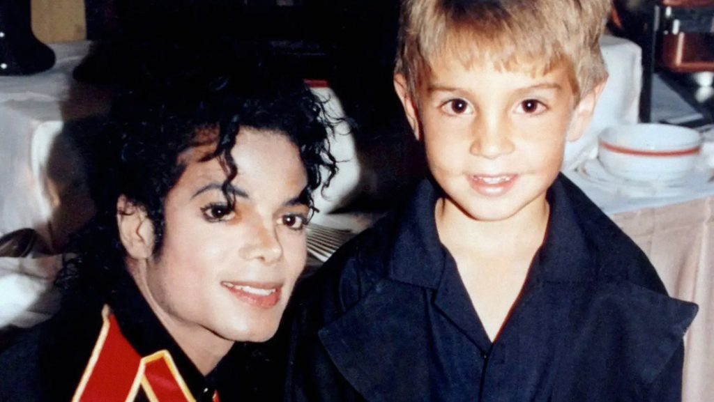 "Quiero mi día en la corte": un documental sobre Michael Jackson reaviva caso por abuso de niños