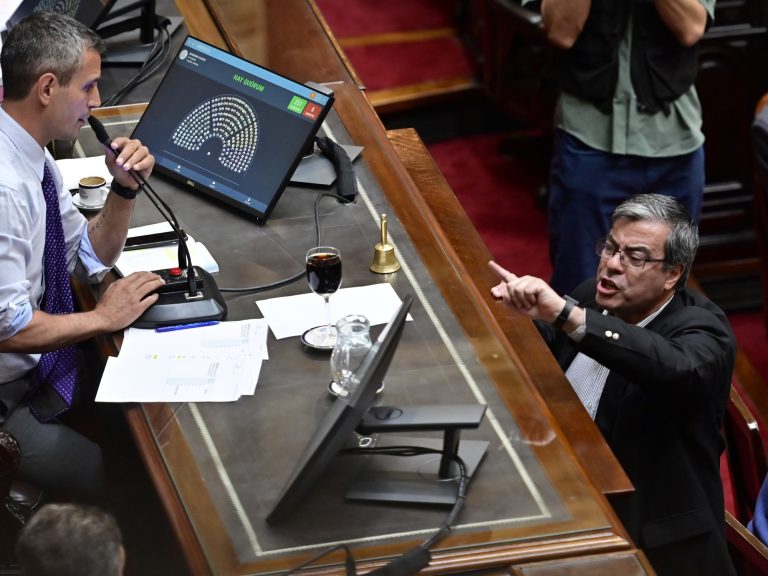 la oposición busca superar un nuevo obstáculo para armar la comisión investigadora